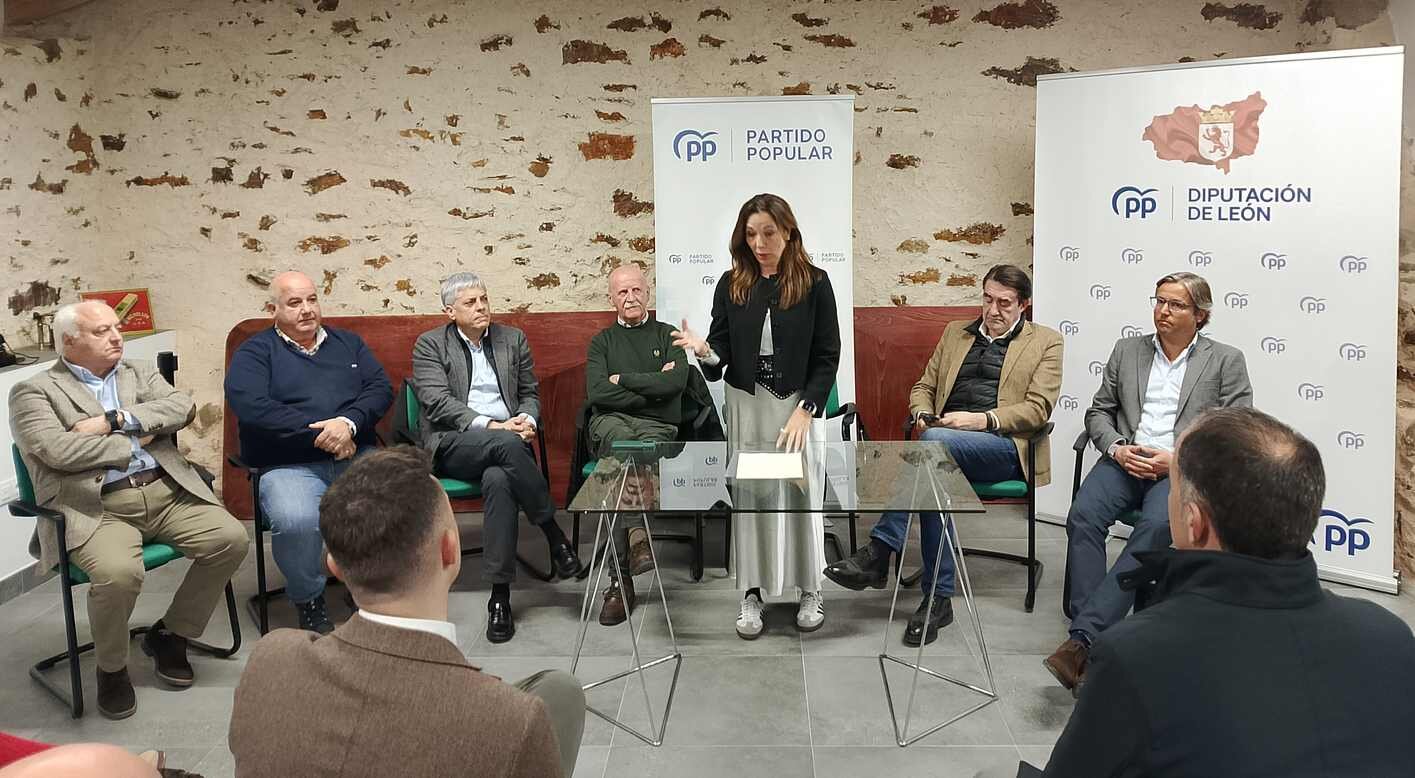 Reunión PP alcaldes y portavoces León Norte 3