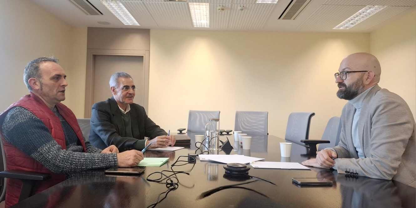 f230aa52-c046-431e-b017-c818807ecf91