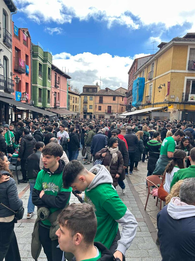 Aficionados del Racing en el Húmedo este sábado.