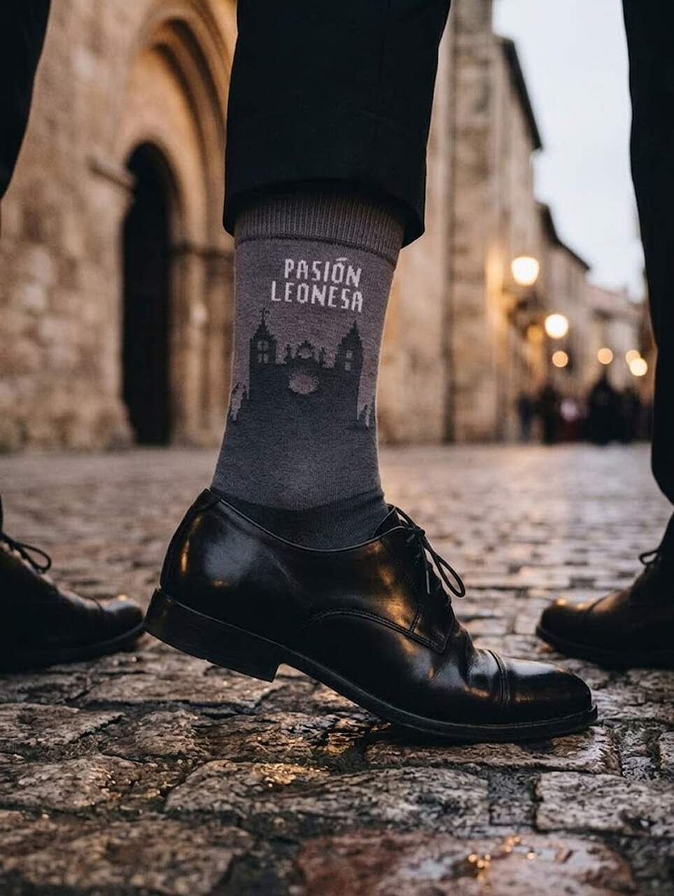 calcetines pasion leonesa Marronynegro-2 (002)