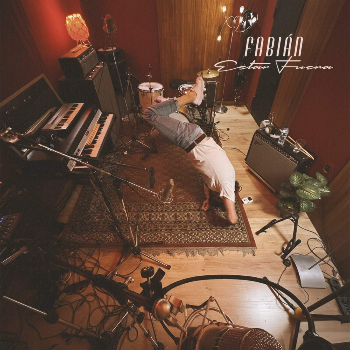 Portada del disco 'Estar fuera' de Fabián.