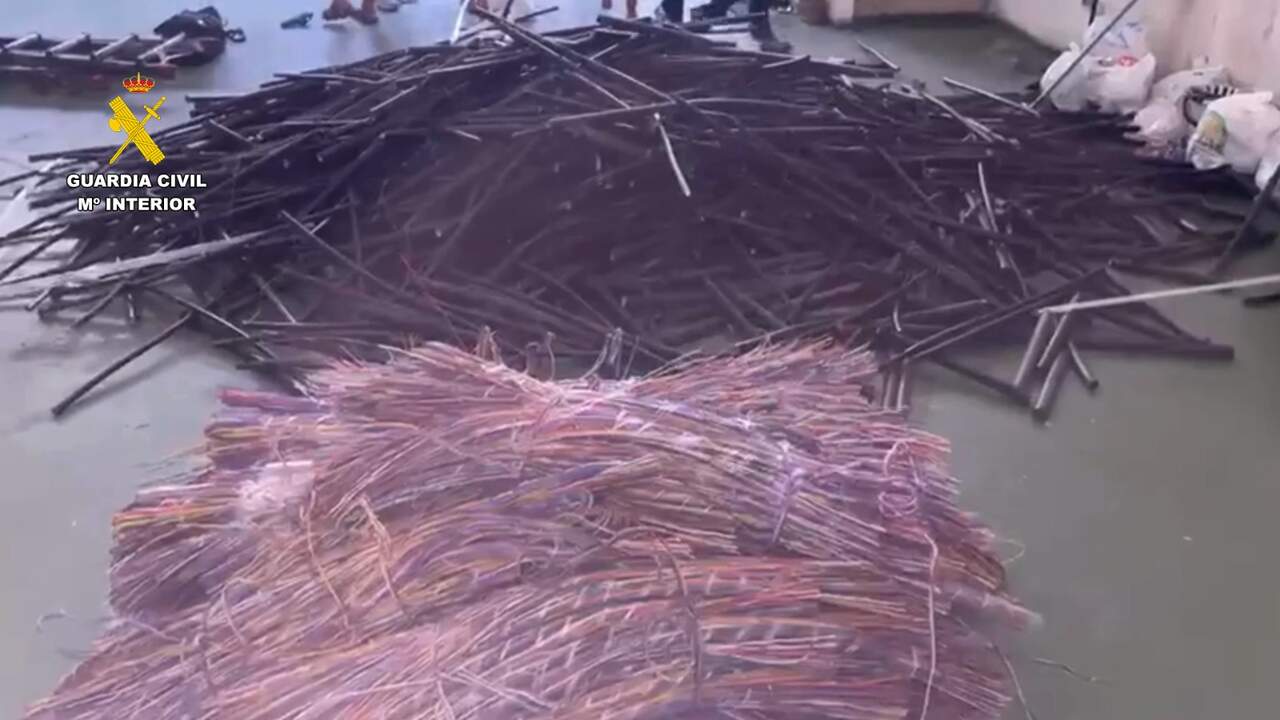Parte del cobre robado y que ha sido recuperado. Foto: Guardia Civil.