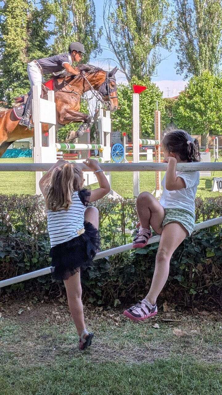 El Hípico brilla: Ibone Ibañez e Iván Serrano triunfan en la jornada inaugural. Foto: Ayto. León.