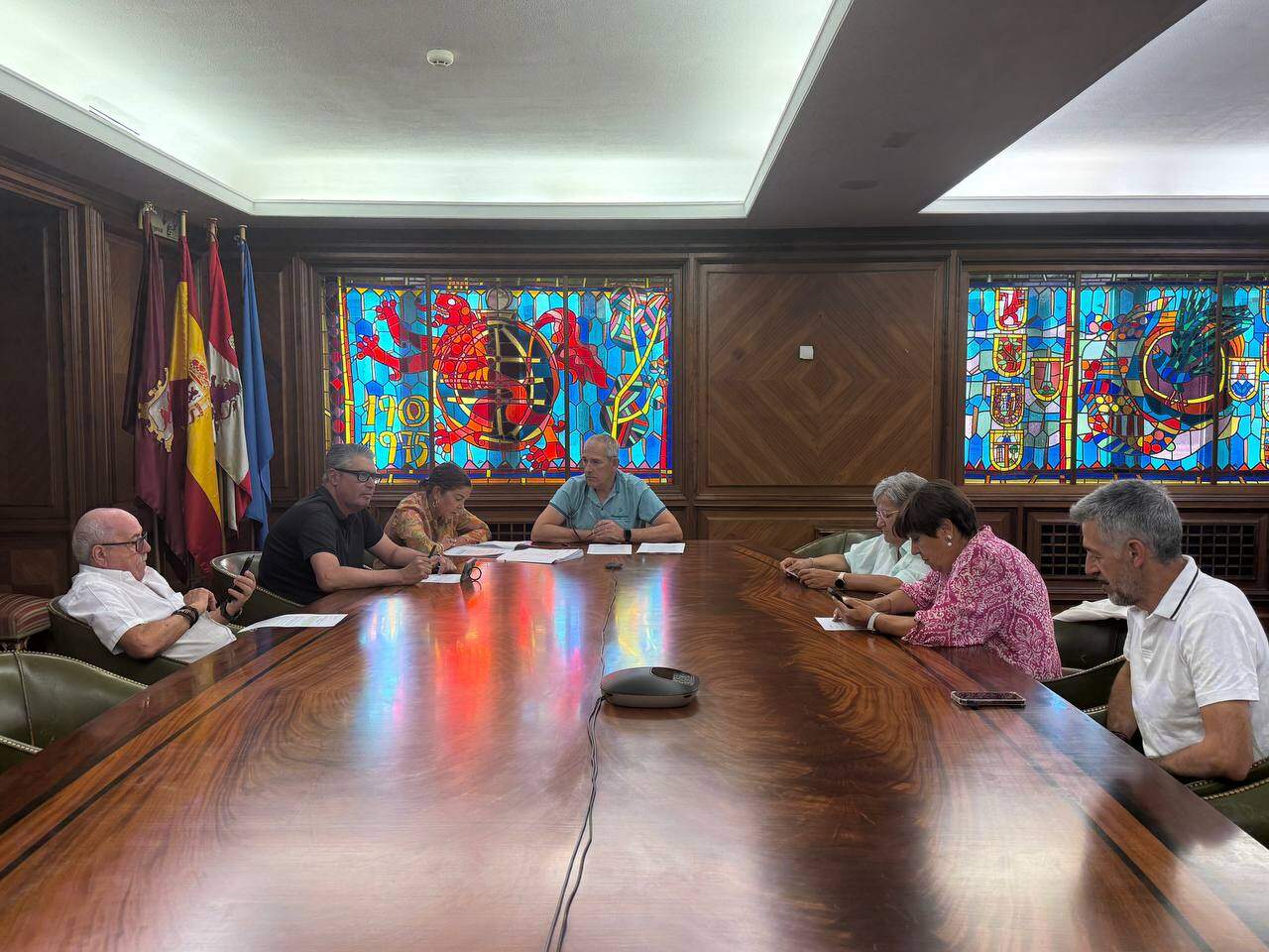 Reunión de la Junta de Gobierno Local del Ayuntamiento de León de este viernes. Foto: Ayto. de León.